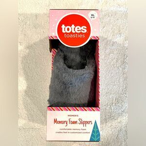 New in Box Totes Women’s Slippers Size XL 9-10 Grey Faux Fur Slides Memory Foam